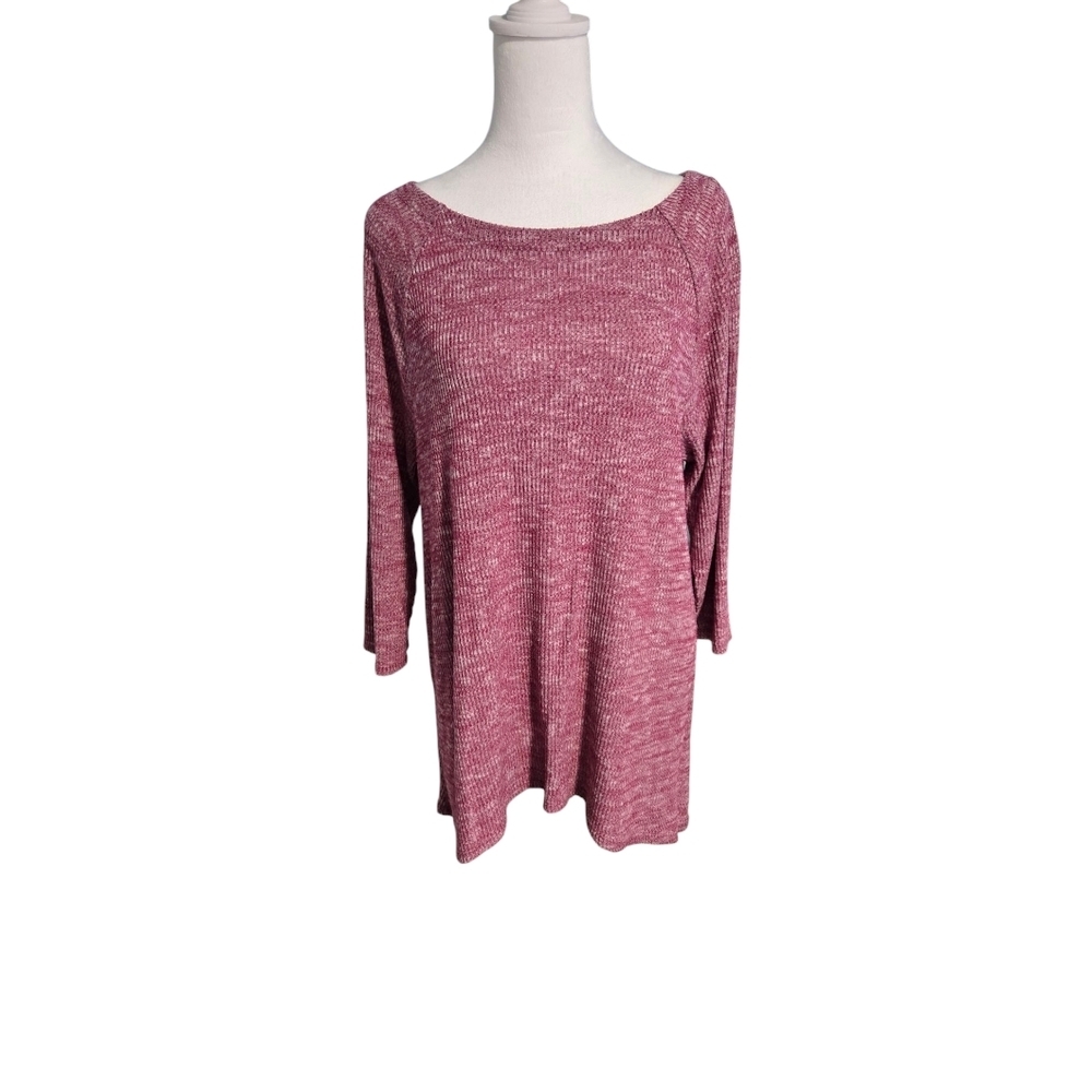 Chicos Women's boat neck lightweight quarter sleeve longer length top size 2